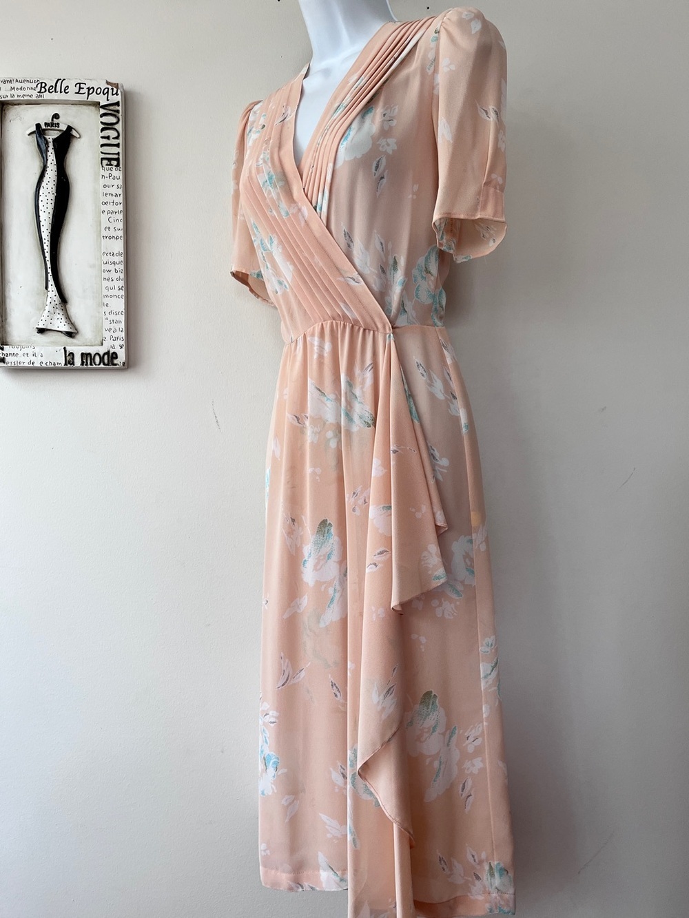 Vintage 40s Peach Floral Crepe Pleated Wrap Midi Feminine Dress Size 6 - Picture 4 of 12